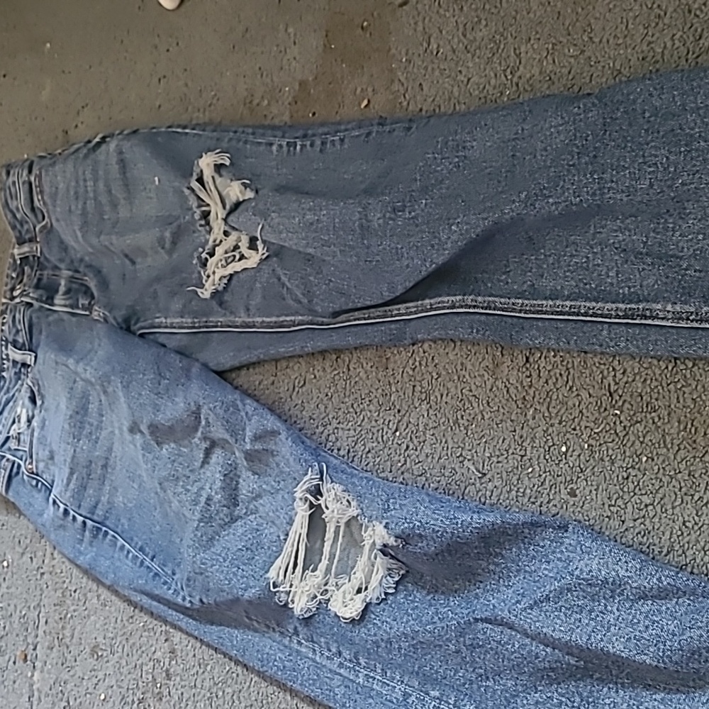 Size 4, American eagle blue jeans